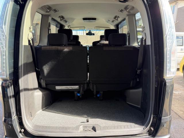 セレナ ハイウェイスターＳ－ＨＶアドバンスドセーフティパック　フロントカメラ　３列　衝突軽減Ｂ　パワーステアリング　フルフラット　オートクルーズ　盗難防止装置　スマートキー　キーフリー　寒冷地仕様　アイドリングストップ　ＡＣ　ＡＢＳ　ウォークスルー　サイドカメラ（39枚目）