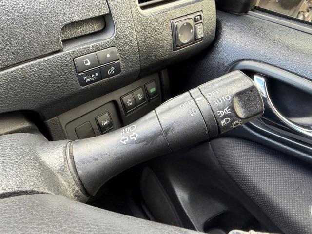 セレナ ハイウェイスター S-ハイブリッド 衝突軽減B アイドリングSTOP スマートエントリー 地デジテレビ Wエアコン 衝突安全ボディ 寒冷地仕様 3列シート フルフラットシート オートクルーズ セキュリティ ウォークスルー Bカメラ(17枚目)