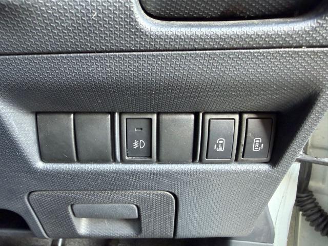 ソリオバンディット ベースグレード　インテリキー　ＥＴＣ搭載　キーレス　メモリーナビ　サイドエアバッグ　エアバック　ナビ＆ＴＶ　盗難防止機能　ＡＡＣ　パワーステアリング　パワーウィンドウ　ＡＢＳ　衝突安全ボディ　地上デジタル（20枚目）