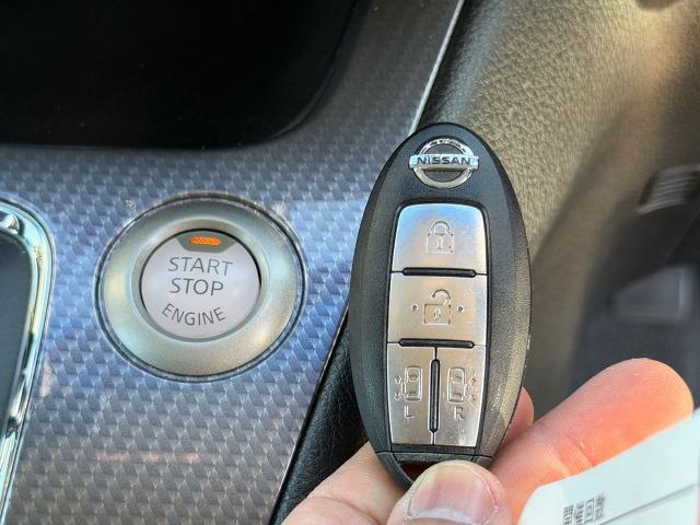 セレナ ライダーＳ－ハイブリッドアドバンスドセーフティパック　オートクルーズコントロール　メモリーナビ　３列シート　全周囲カメラ　フルセグ　ＥＴＣ　スマートキー　バックカメラ　アイドリングストップ　前後ソナー　衝突被害軽減装置　Ｂｌｕｅｔｏｏｔｈ対応　Ｗエアコン（19枚目）