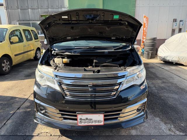 セレナ ライダーＳ－ハイブリッドアドバンスドセーフティパック　オートクルーズコントロール　メモリーナビ　３列シート　全周囲カメラ　フルセグ　ＥＴＣ　スマートキー　バックカメラ　アイドリングストップ　前後ソナー　衝突被害軽減装置　Ｂｌｕｅｔｏｏｔｈ対応　Ｗエアコン（38枚目）