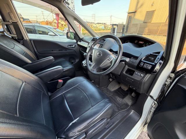 セレナ ハイウェイスター S-ハイブリッド アイドリングSTOP スマートエントリー 地デジテレビ Wエアコン 衝突安全ボディ 寒冷地仕様 3列シート フルフラットシート オートクルーズ セキュリティ ウォークスルー Bカメラ ETC メモナビ(6枚目)