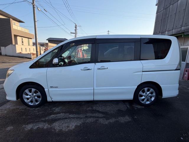 セレナ ハイウェイスター S-ハイブリッド アイドリングSTOP スマートエントリー 地デジテレビ Wエアコン 衝突安全ボディ 寒冷地仕様 3列シート フルフラットシート オートクルーズ セキュリティ ウォークスルー Bカメラ ETC メモナビ(46枚目)