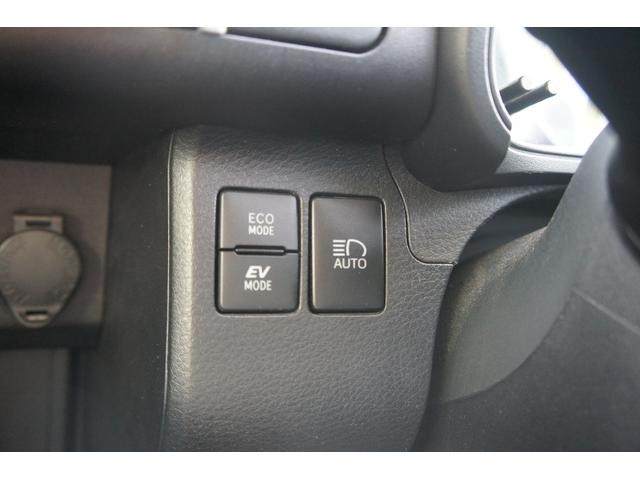 プロボックス ハイブリッドＧＬ　Ｂｌｕｅｔｏｏｔｈ対応ナビ／ワンセグＴＶ／ＥＴＣ／トヨタセーフティセンス／車線逸脱警報／トラクションコントロール／オートライト／電動格納ミラー／オートハイビーム／オートエアコン／ＯＢＤチェック済（8枚目）