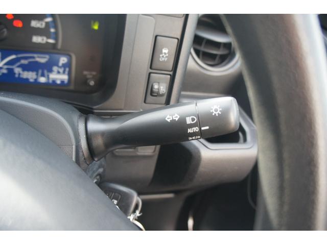 プロボックス ハイブリッドＧＬ　Ｂｌｕｅｔｏｏｔｈ対応ナビ／ワンセグＴＶ／ＥＴＣ／トヨタセーフティセンス／車線逸脱警報／トラクションコントロール／オートライト／電動格納ミラー／オートハイビーム／オートエアコン／ＯＢＤチェック済（9枚目）