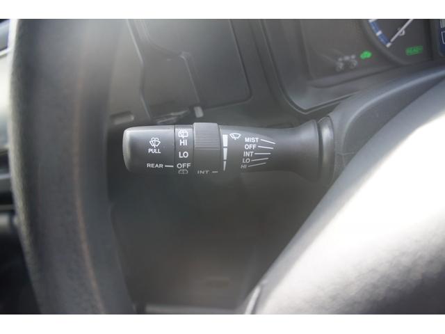 プロボックス ハイブリッドＧＬ　Ｂｌｕｅｔｏｏｔｈ対応ナビ／ワンセグＴＶ／ＥＴＣ／トヨタセーフティセンス／車線逸脱警報／トラクションコントロール／オートライト／電動格納ミラー／オートハイビーム／オートエアコン／ＯＢＤチェック済（10枚目）