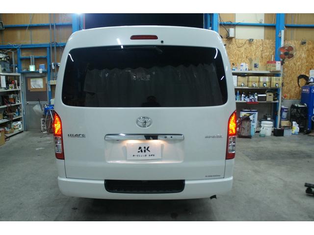 ハイエースバン ロングスーパーGL Bluetooth対応ナビ/バックモニター/ETC/両側パワースライドドア/スマートキー/4WD車/LEDヘッドライト/荷室ベットキッド/フルセグTV/オートライト/リアクーラー&ヒーター/1年保証付(21枚目)