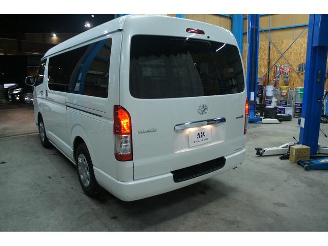 ハイエースバン ロングスーパーGL Bluetooth対応ナビ/バックモニター/ETC/両側パワースライドドア/スマートキー/4WD車/LEDヘッドライト/荷室ベットキッド/フルセグTV/オートライト/リアクーラー&ヒーター/1年保証付(22枚目)