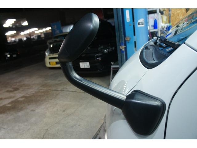 ハイエースバン ロングスーパーGL Bluetooth対応ナビ/バックモニター/ETC/両側パワースライドドア/スマートキー/4WD車/LEDヘッドライト/荷室ベットキッド/フルセグTV/オートライト/リアクーラー&ヒーター/1年保証付(25枚目)