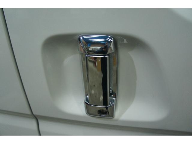 ハイエースバン ロングスーパーGL Bluetooth対応ナビ/バックモニター/ETC/両側パワースライドドア/スマートキー/4WD車/LEDヘッドライト/荷室ベットキッド/フルセグTV/オートライト/リアクーラー&ヒーター/1年保証付(29枚目)