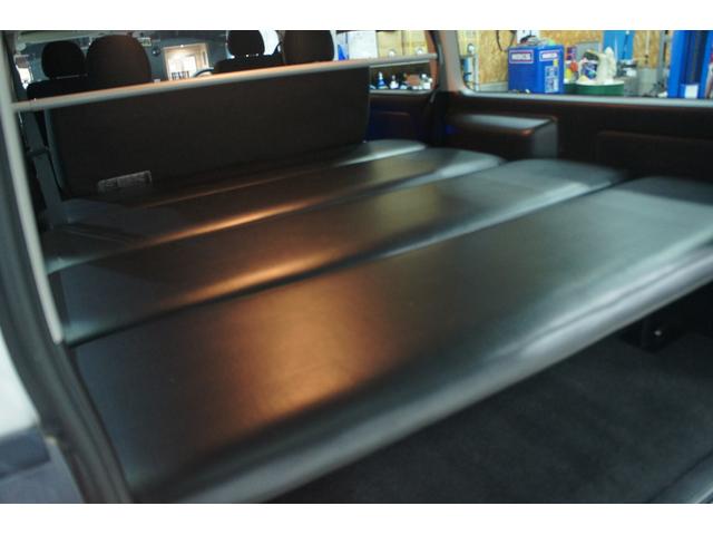 ハイエースバン ロングスーパーGL Bluetooth対応ナビ/バックモニター/ETC/両側パワースライドドア/スマートキー/4WD車/LEDヘッドライト/荷室ベットキッド/フルセグTV/オートライト/リアクーラー&ヒーター/1年保証付(33枚目)