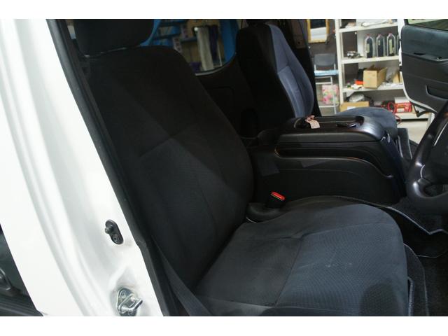 ハイエースバン ロングスーパーGL Bluetooth対応ナビ/バックモニター/ETC/両側パワースライドドア/スマートキー/4WD車/LEDヘッドライト/荷室ベットキッド/フルセグTV/オートライト/リアクーラー&ヒーター/1年保証付(39枚目)