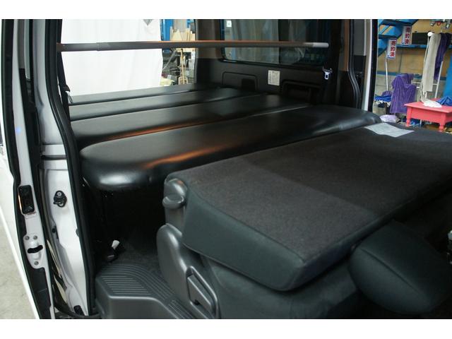ハイエースバン ロングスーパーGL Bluetooth対応ナビ/バックモニター/ETC/両側パワースライドドア/スマートキー/4WD車/LEDヘッドライト/荷室ベットキッド/フルセグTV/オートライト/リアクーラー&ヒーター/1年保証付(45枚目)