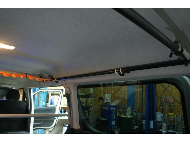 ハイエースバン ロングスーパーGL Bluetooth対応ナビ/バックモニター/ETC/両側パワースライドドア/スマートキー/4WD車/LEDヘッドライト/荷室ベットキッド/フルセグTV/オートライト/リアクーラー&ヒーター/1年保証付(48枚目)