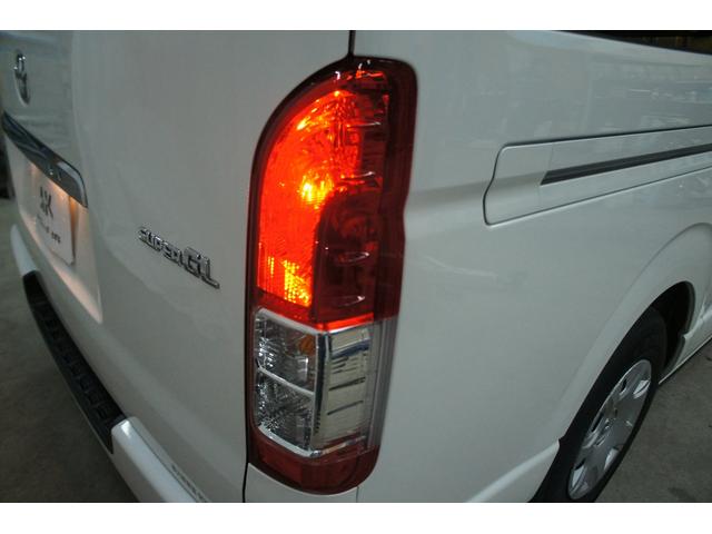 ハイエースバン ロングスーパーGL Bluetooth対応ナビ/バックモニター/ETC/両側パワースライドドア/スマートキー/4WD車/LEDヘッドライト/荷室ベットキッド/フルセグTV/オートライト/リアクーラー&ヒーター/1年保証付(72枚目)