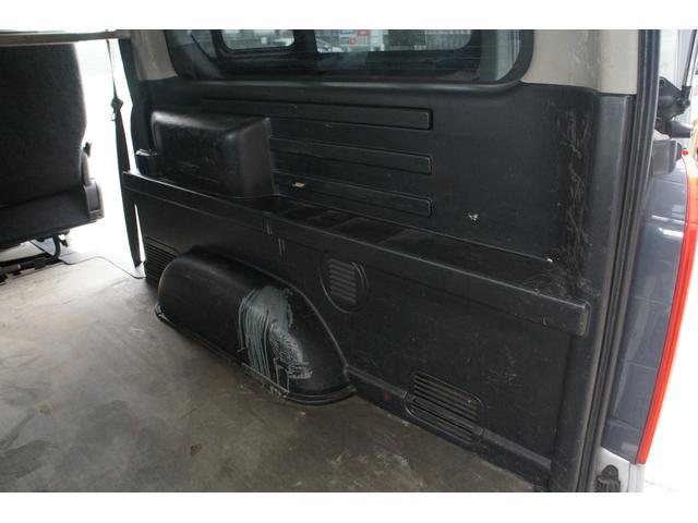ハイエースバン ロングスーパーGLマルチロールトランスポータタイプII Bluetooth対応ナビ/バックモニター/ETC/フルセグTV/AC100V電源/前ドライブレコーダー/リアラダー/リアクーラー&リアヒーター/キーレス/OBDチェック済(29枚目)