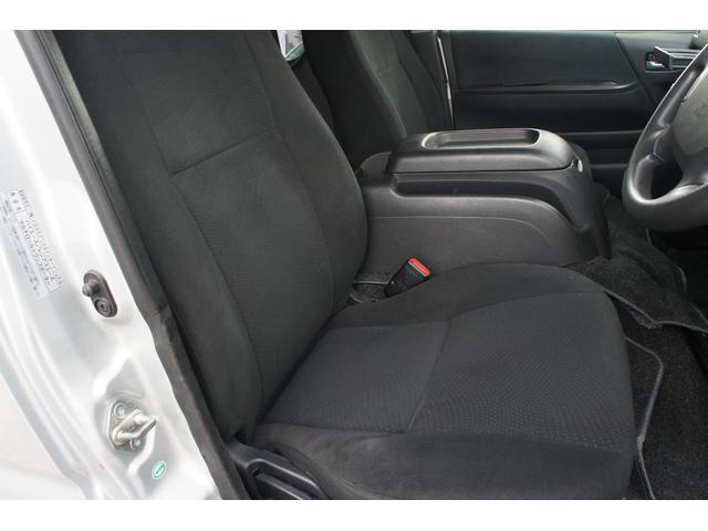 ハイエースバン ロングスーパーGLマルチロールトランスポータタイプII Bluetooth対応ナビ/バックモニター/ETC/フルセグTV/AC100V電源/前ドライブレコーダー/リアラダー/リアクーラー&リアヒーター/キーレス/OBDチェック済(30枚目)