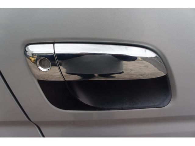 ハイエースバン ロングスーパーGLマルチロールトランスポータタイプII Bluetooth対応ナビ/バックモニター/ETC/フルセグTV/AC100V電源/前ドライブレコーダー/リアラダー/リアクーラー&リアヒーター/キーレス/OBDチェック済(39枚目)