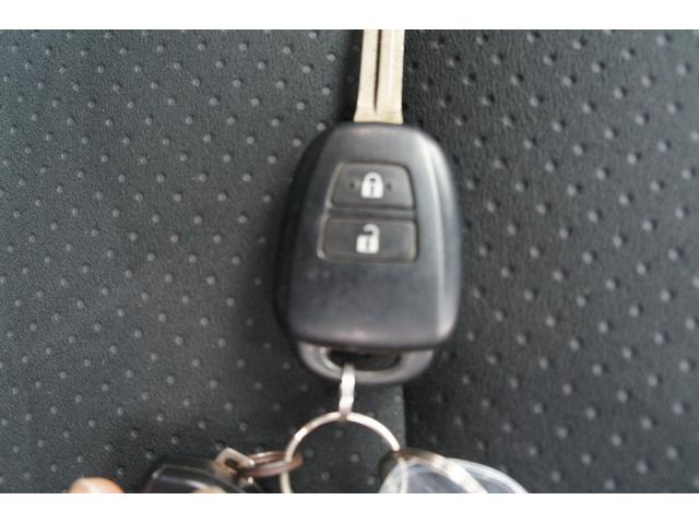 ハイエースバン ロングスーパーGLマルチロールトランスポータタイプII Bluetooth対応ナビ/バックモニター/ETC/フルセグTV/AC100V電源/前ドライブレコーダー/リアラダー/リアクーラー&リアヒーター/キーレス/OBDチェック済(54枚目)