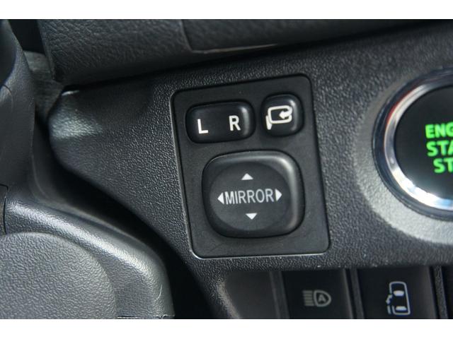 ハイエースワゴン グランドキャビン Bluetooth対応ナビ/ビルトインETC/バックモニター/TV/パワースライドドア/トヨタセーフティセンス/車線逸脱警報/オートハイビーム/AC100V/スマートキー/OBDチェック済/1年保証付(9枚目)