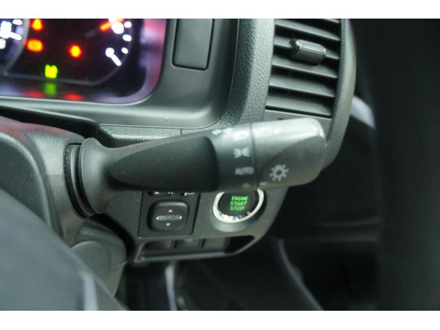 ハイエースワゴン グランドキャビン Bluetooth対応ナビ/ビルトインETC/バックモニター/TV/パワースライドドア/トヨタセーフティセンス/車線逸脱警報/オートハイビーム/AC100V/スマートキー/OBDチェック済/1年保証付(14枚目)