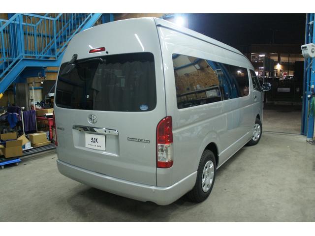 ハイエースワゴン グランドキャビン Bluetooth対応ナビ/ビルトインETC/バックモニター/TV/パワースライドドア/トヨタセーフティセンス/車線逸脱警報/オートハイビーム/AC100V/スマートキー/OBDチェック済/1年保証付(22枚目)