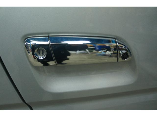 ハイエースワゴン グランドキャビン Bluetooth対応ナビ/ビルトインETC/バックモニター/TV/パワースライドドア/トヨタセーフティセンス/車線逸脱警報/オートハイビーム/AC100V/スマートキー/OBDチェック済/1年保証付(31枚目)