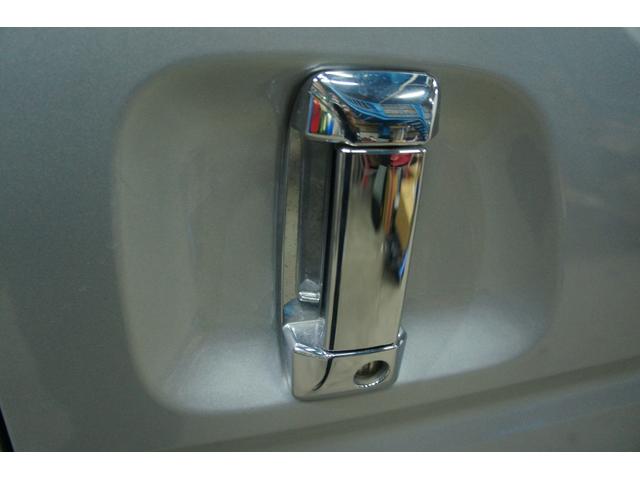 ハイエースワゴン グランドキャビン Bluetooth対応ナビ/ビルトインETC/バックモニター/TV/パワースライドドア/トヨタセーフティセンス/車線逸脱警報/オートハイビーム/AC100V/スマートキー/OBDチェック済/1年保証付(33枚目)