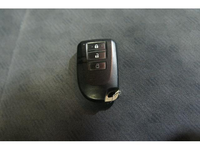 ハイエースワゴン グランドキャビン Bluetooth対応ナビ/ビルトインETC/バックモニター/TV/パワースライドドア/トヨタセーフティセンス/車線逸脱警報/オートハイビーム/AC100V/スマートキー/OBDチェック済/1年保証付(77枚目)