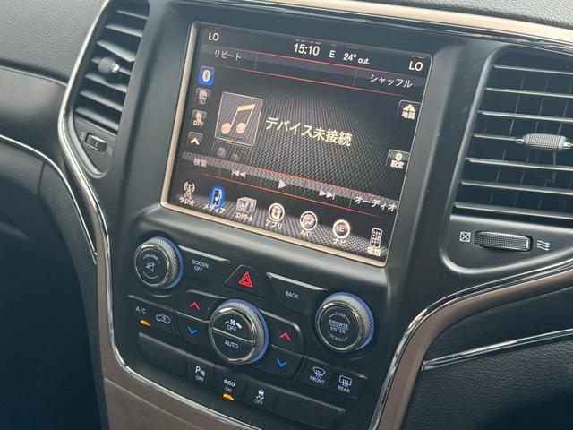 ジープ・グランドチェロキー リミテッド　黒革シート　エアサスペンション　クルーズコントロール　ＥＴＣ　Ｂカメラ　Ｂｌｕｅｔｏｏｔｈオーディオ　ナビ　純正アルミ　パワーバックドア　パワーシート　シートクーラー　シートヒーター　クリソナ（32枚目）