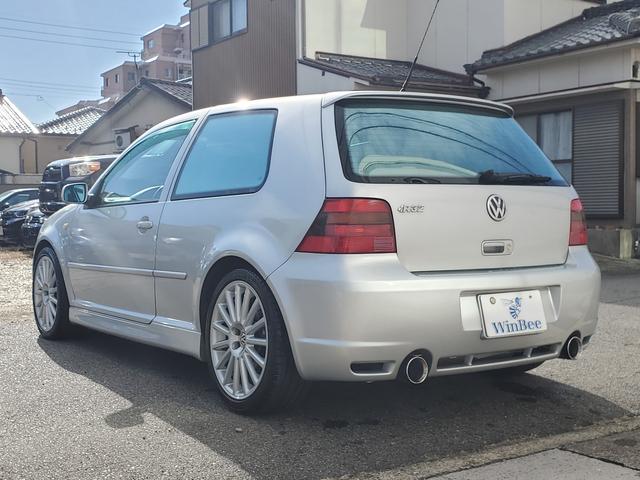 ゴルフ Ｒ３２　Ｒ３２　左Ｈ　ＭＴ　エンジン新品載せ替え車両　クラッチ交換済み　ビルシュタイン足回り（9枚目）