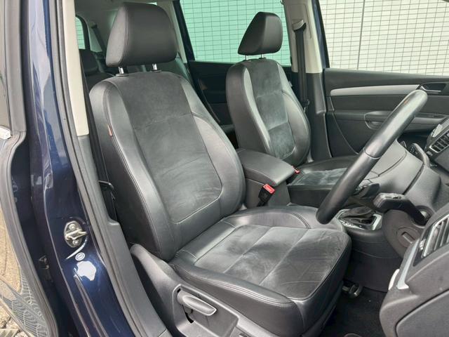 シャラン ＴＳＩ　ハイライン　社外ナビゲーション　両側スライド　パワーゲート　クルコン　クリアランスソナー　Ｂカメラ　７人乗り　純正アルミ　ＨＩＤヘッドライト（15枚目）