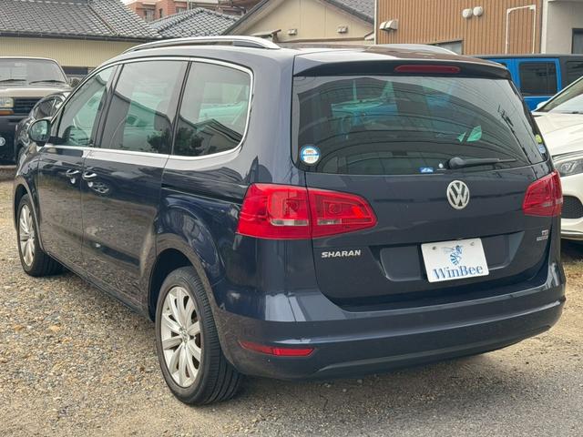 シャラン ＴＳＩ　ハイライン　社外ナビゲーション　両側スライド　パワーゲート　クルコン　クリアランスソナー　Ｂカメラ　７人乗り　純正アルミ　ＨＩＤヘッドライト（54枚目）