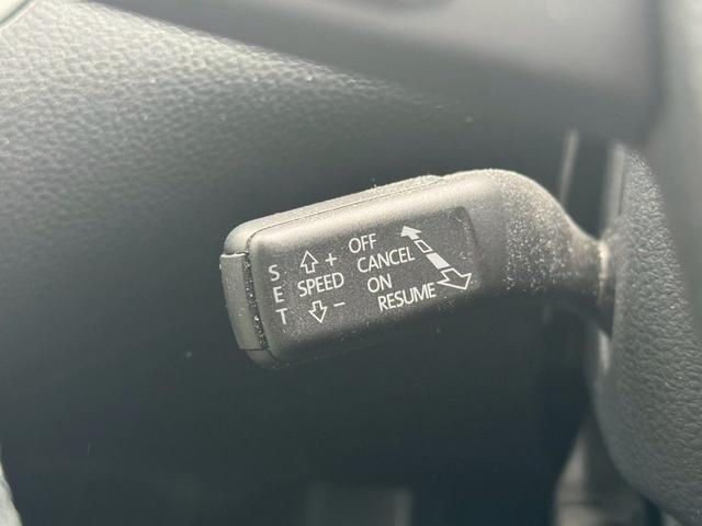 シャラン ＴＳＩ　ハイライン　社外ナビゲーション　両側スライド　パワーゲート　クルコン　クリアランスソナー　Ｂカメラ　７人乗り　純正アルミ　ＨＩＤヘッドライト（59枚目）