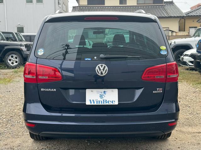 シャラン ＴＳＩ　ハイライン　社外ナビゲーション　両側スライド　パワーゲート　クルコン　クリアランスソナー　Ｂカメラ　７人乗り　純正アルミ　ＨＩＤヘッドライト（65枚目）