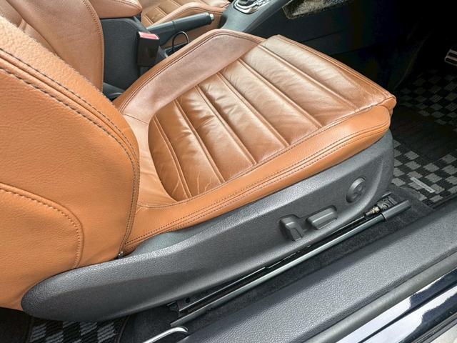 シロッコ ２．０ＴＳＩ　Ｒルックバンパー　ＦＯＸ４本出しスポーツマフラー　キャメルレザーシート　サンルーフ　社外足回りローダウン　シートヒーター　１７インチＡＷ　Ｂカメラ　パドルシフト　整備記録簿（17枚目）