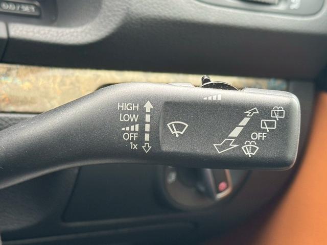 シロッコ ２．０ＴＳＩ　Ｒルックバンパー　ＦＯＸ４本出しスポーツマフラー　キャメルレザーシート　サンルーフ　社外足回りローダウン　シートヒーター　１７インチＡＷ　Ｂカメラ　パドルシフト　整備記録簿（28枚目）