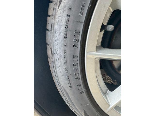 シロッコ ２．０ＴＳＩ　Ｒルックバンパー　ＦＯＸ４本出しスポーツマフラー　キャメルレザーシート　サンルーフ　社外足回りローダウン　シートヒーター　１７インチＡＷ　Ｂカメラ　パドルシフト　整備記録簿（34枚目）