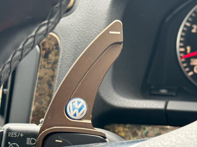 シロッコ ２．０ＴＳＩ　Ｒルックバンパー　ＦＯＸ４本出しスポーツマフラー　キャメルレザーシート　サンルーフ　社外足回りローダウン　シートヒーター　１７インチＡＷ　Ｂカメラ　パドルシフト　整備記録簿（35枚目）