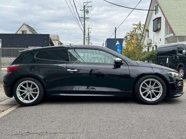 シロッコ ２．０ＴＳＩ　Ｒルックバンパー　ＦＯＸ４本出しスポーツマフラー　キャメルレザーシート　サンルーフ　社外足回りローダウン　シートヒーター　１７インチＡＷ　Ｂカメラ　パドルシフト　整備記録簿（73枚目）