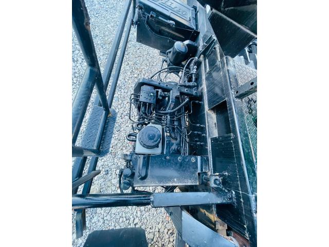 ヒノレンジャー 　新明和製アームロール　ＣＣＡ４４－１０　コンテナ専用車　ツインホイスト　３，７００ｋｇ　　４トン　４ｔ　　日野　レンジャー　アームロール　ツインホイスト　３．７ｔ（18枚目）