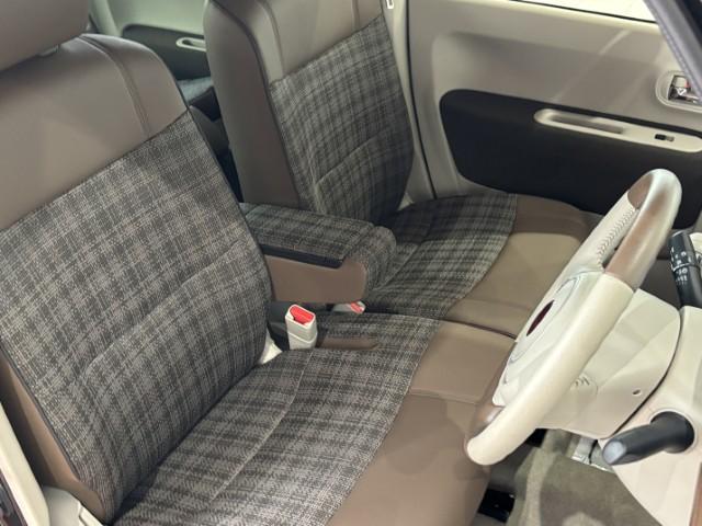 アルトラパンＬＣ Ｘ　ちょい乗り車　衝突軽減ブレーキ　誤発進抑制　車線逸脱警報　標識認識機能　アイドリングストップ　シートヒーター　オートエアコン　電動格納ミラー　キーレスプッシュスタート　アームレスト（23枚目）