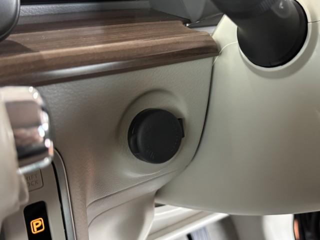 アルトラパンＬＣ Ｘ　ちょい乗り車　衝突軽減ブレーキ　誤発進抑制　車線逸脱警報　標識認識機能　アイドリングストップ　シートヒーター　オートエアコン　電動格納ミラー　キーレスプッシュスタート　アームレスト（36枚目）