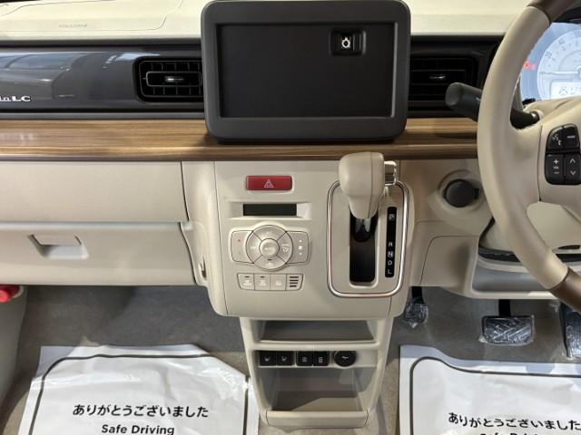アルトラパンＬＣ Ｘ　ちょい乗り車　衝突軽減ブレーキ　誤発進抑制　車線逸脱警報　標識認識機能　アイドリングストップ　シートヒーター　オートエアコン　電動格納ミラー　キーレスプッシュスタート　アームレスト（37枚目）