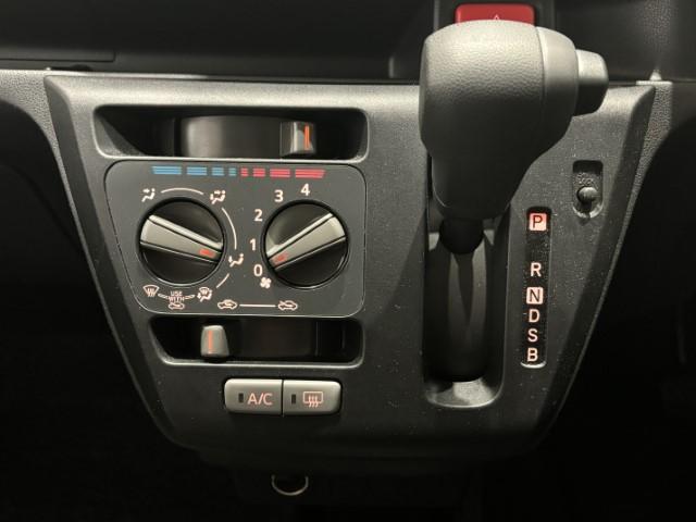 ミライース L SAIII 衝突軽減ブレーキ キーレスエントリー 電動格納ミラー サイドバイザー付 オートライト アイドリングストップ デジタルメーター コーナーセンサー マニュアルエアコン パワーウィンドウ 軽自動車(34枚目)