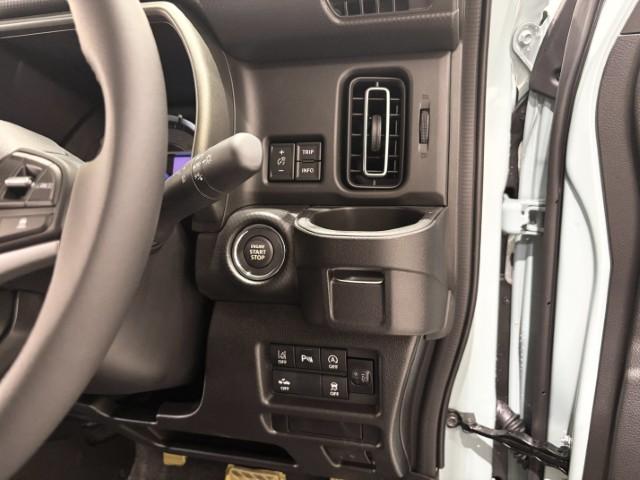 ご来店可能な方はぜひ実際に見てみることをオススメいたします！！他の車種との比較が簡単♪ご来店のご予約も大歓迎！！ぜひお問い合わせください！！