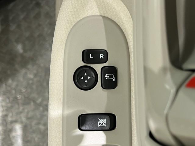 アルトラパンLC L 届出済未使用車 衝突軽減ブレーキ 誤発進抑制 車線逸脱警報 標識認識機能 アイドリングストップ 運転席シートヒーター オートエアコン 電動格納ミラー キーレスプッシュスタート 軽自動車(18枚目)