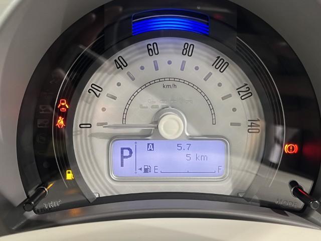 アルトラパンLC L 届出済未使用車 衝突軽減ブレーキ 誤発進抑制 車線逸脱警報 標識認識機能 アイドリングストップ 運転席シートヒーター オートエアコン 電動格納ミラー キーレスプッシュスタート 軽自動車(30枚目)