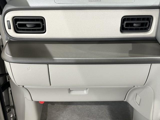 アルトラパンLC L 届出済未使用車 衝突軽減ブレーキ 誤発進抑制 車線逸脱警報 標識認識機能 アイドリングストップ 運転席シートヒーター オートエアコン 電動格納ミラー キーレスプッシュスタート 軽自動車(39枚目)