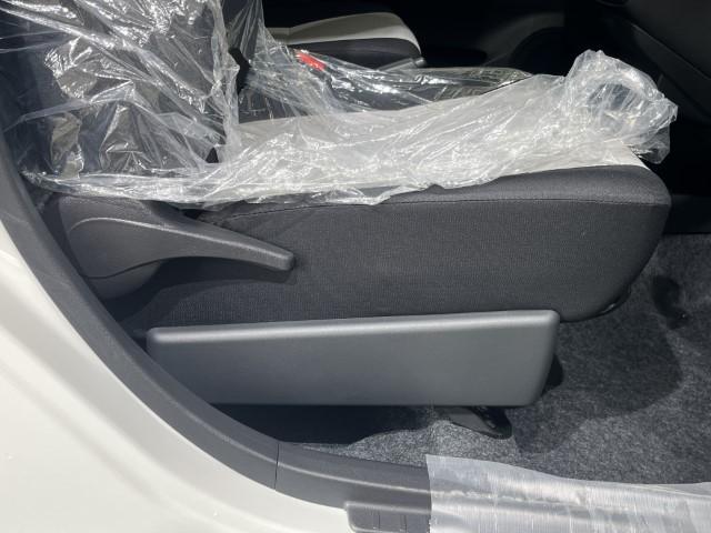 ミライース Ｌ　キーレスエントリー　アイドリングストップ　デジタルメーター　軽自動車　オートライト　衝突安全ボディ　ＣＶＴ　盗難防止システム（27枚目）
